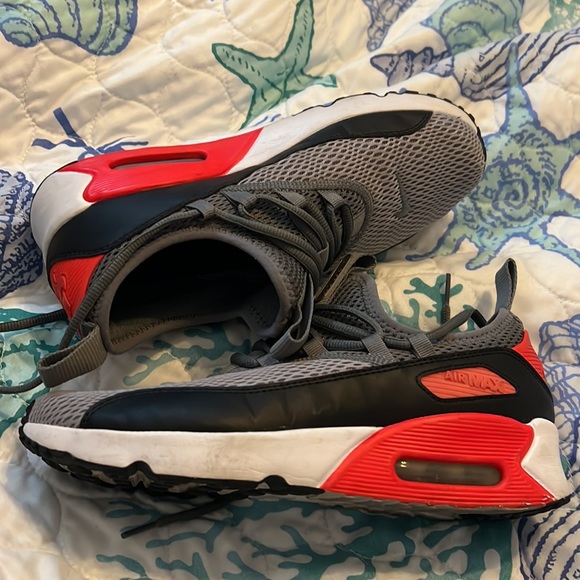 Boys 6.5Y Nike Airmax ah5211-002 - Picture 3 of 6